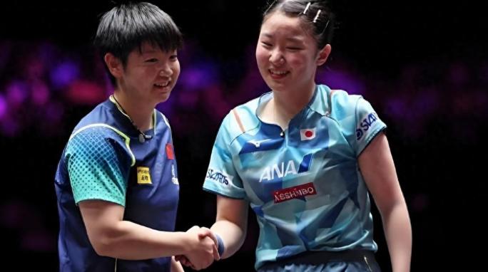 张本美和偷着乐？孙颖莎被隔在下半区，她这条晋级路线看上去一片坦途，可翻开签表细看