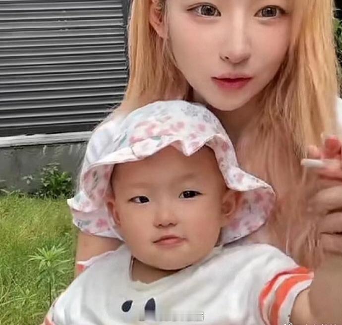 双眼皮的父母不可能生出单眼皮的孩子​​​