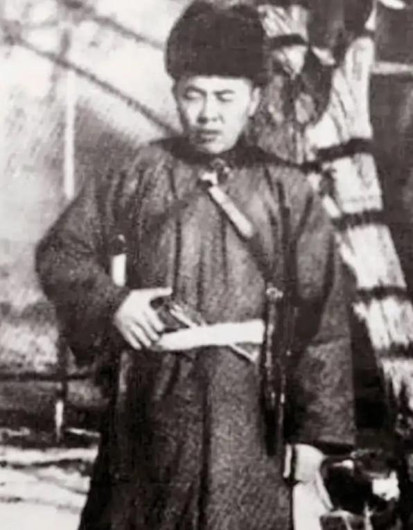 张海天烈士（1888—1939），原名张贺年，报号"老北风"，东北民众抗日义勇军