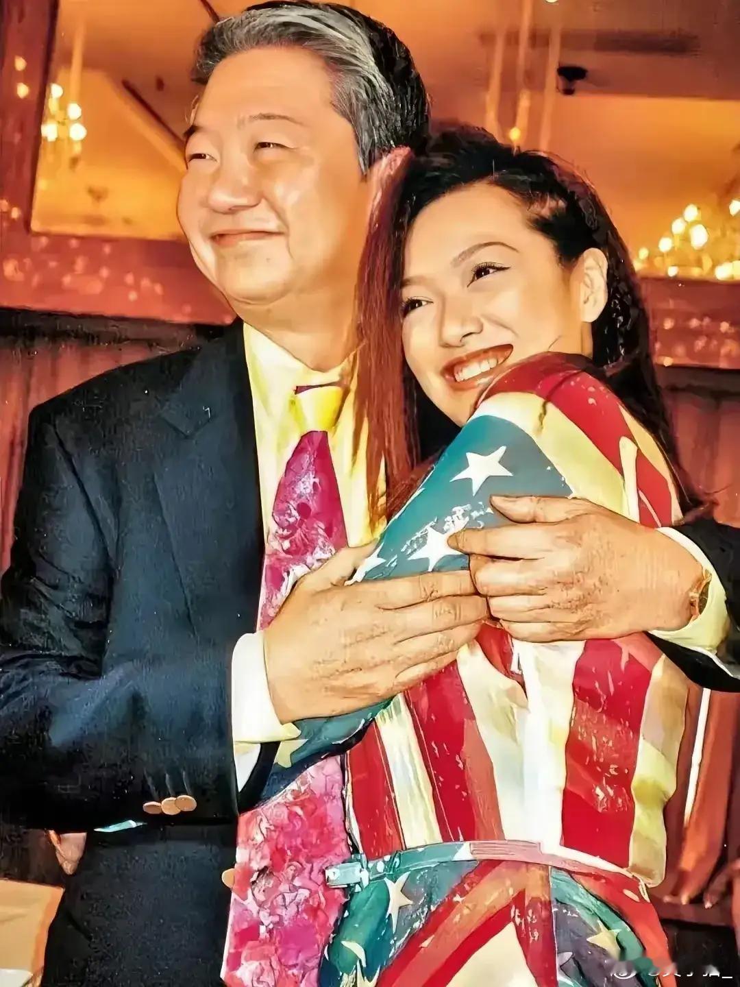 个个都在羡慕蔡澜生前有60多个女友，上亿的财富，简直就是人生赢家！可是我却一点都