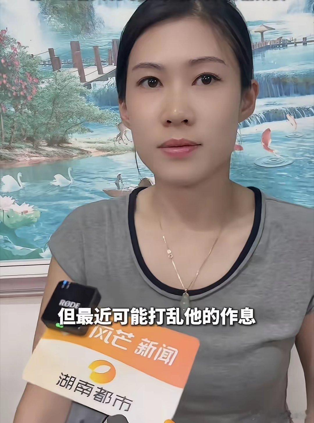 老莫这几天不开心的原因找到了。鸡煲公主亲口认证，大家都猜错了。他不是累了，也不是