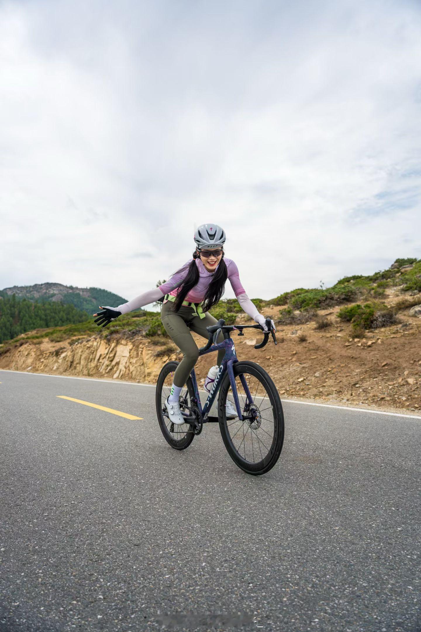 昨日前日🚴🏻♀️中国骑行地图出发才是硬道理足球阿勒泰