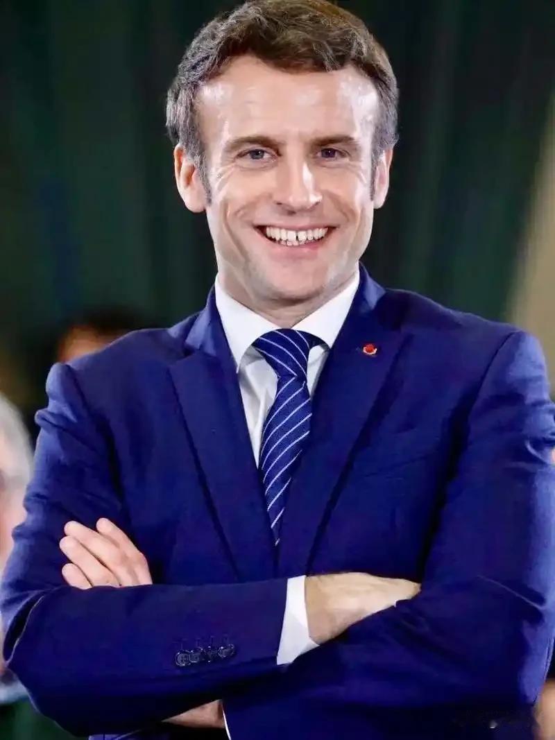 法国传来消息4月18日，一名法国士兵在黎巴嫩南部遭武装袭击身亡，还有三个战友受