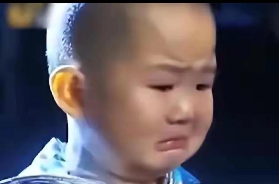 3岁上央视，5岁登春晚，7岁年薪百万，这孩子的人生开局堪称“天选之子”！可风光背