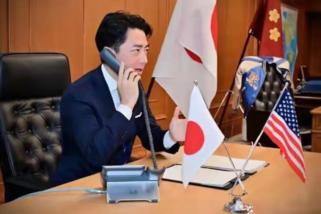 日本这下紧张了！中国大使馆一个普通通知，竟让他们连夜给美国打电话！日本这回可