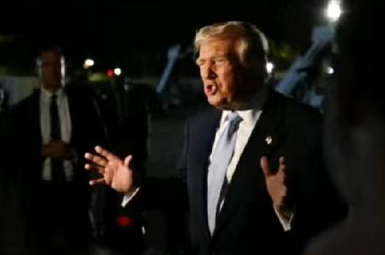 11月17日，路透社报道:“特朗普昨晚说，任何与俄有业务往来的国家都将受到严厉的