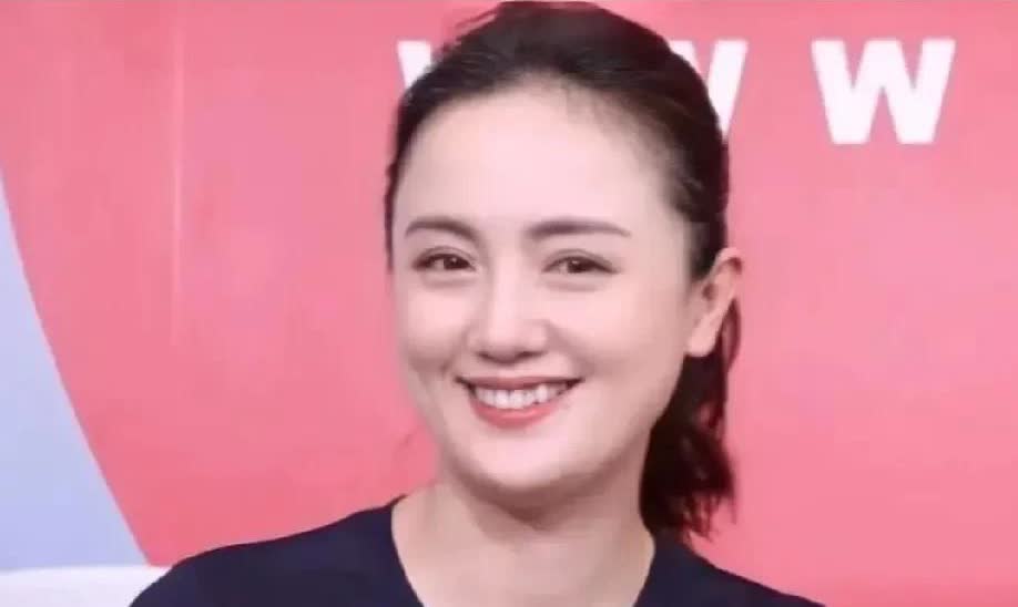 面像真是一门玄学！朱媛媛老师，46岁得癌症，和善的面相本该富贵长寿，51岁就