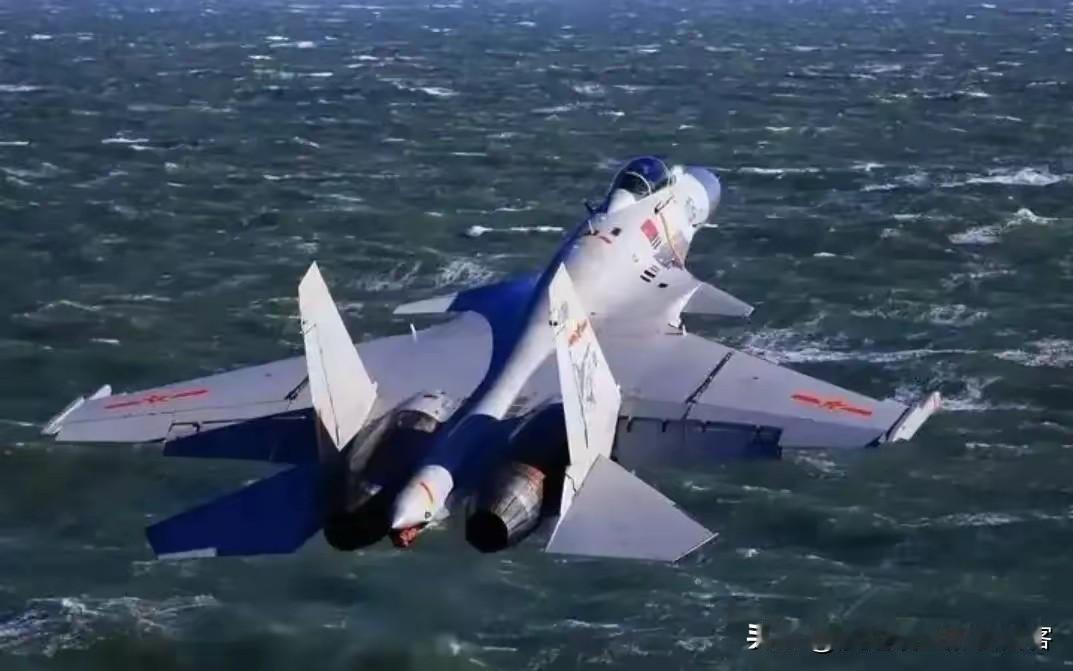 12月6日，日本防卫大臣称，从中国航母起飞的歼-15战斗机，在冲绳本岛东南部公海