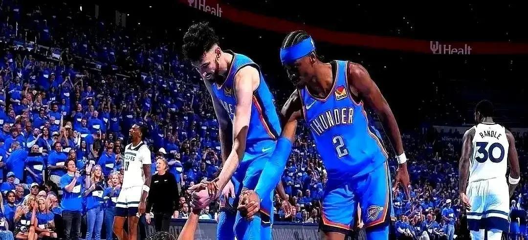 库里走不了，勇士也完了这条消息传了三天：勇士在谈交易库里。听着像笑话，其实