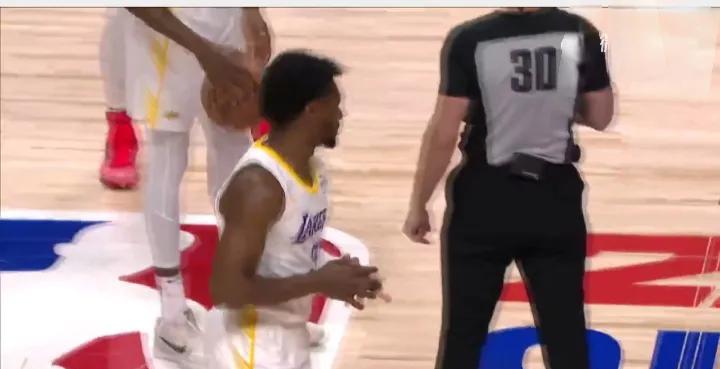 夏联洛城德比硝烟散尽！快船67-58力克湖人豪取三连胜，乔丹-米勒化身胜负手狂砍
