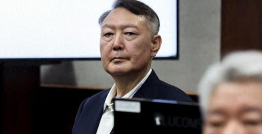 韩国政坛抛出惊天大瓜，直接霸占全球热搜！12月27日外媒爆料，前总统尹锡悦在首尔