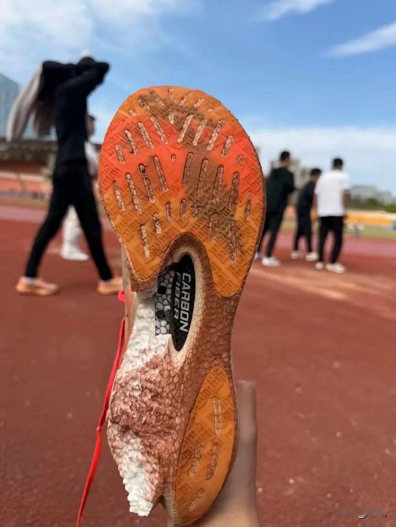 高分子纳米树脂鞋底