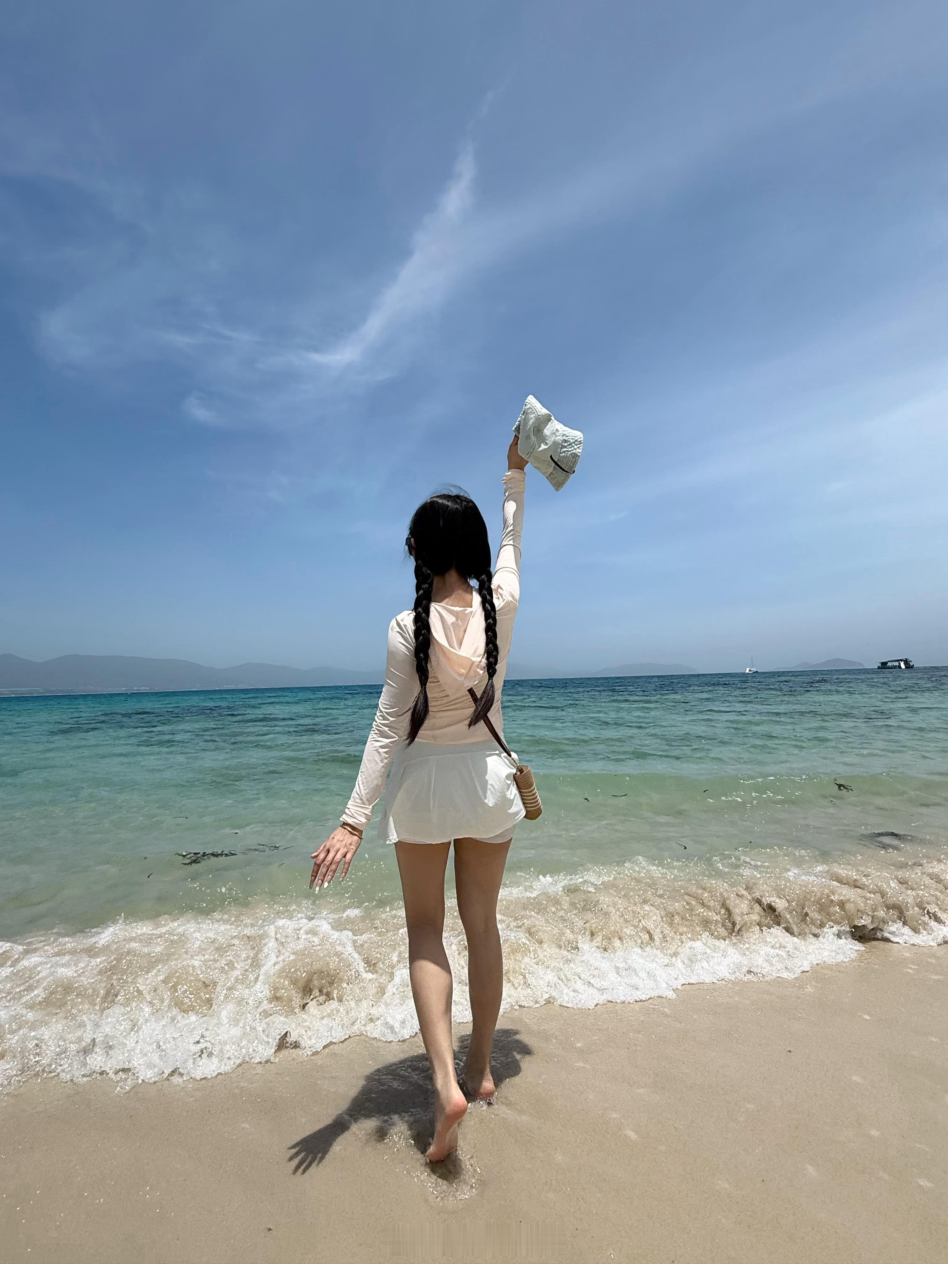 好想念海边度假的日子这就是努力挣钱的意义吧🐰🐰​​​
