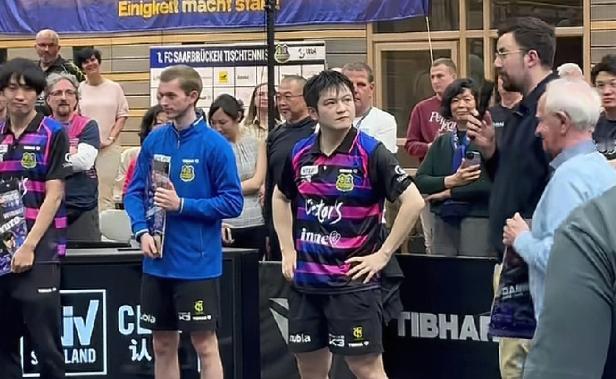 德国人算完账傻眼了。请樊振东来打一年球，俱乐部赞助商从10家暴增到64家，总额直