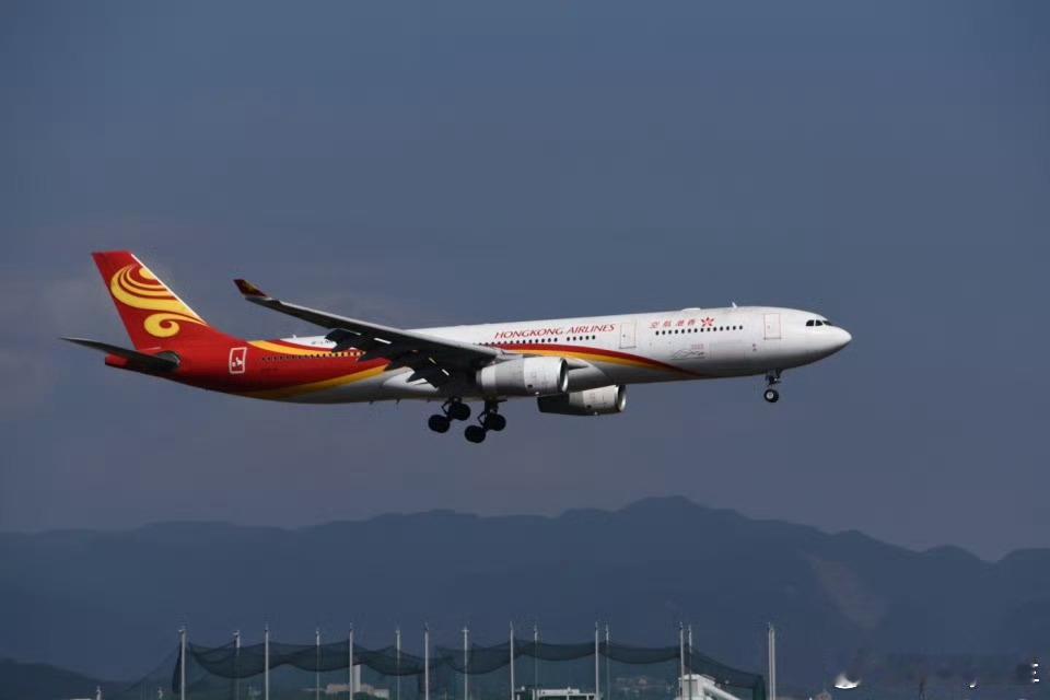 香港航空香港⇌乌鲁木齐航线8月29日启航！这是香港航空今年重点拓展的西部目的地，