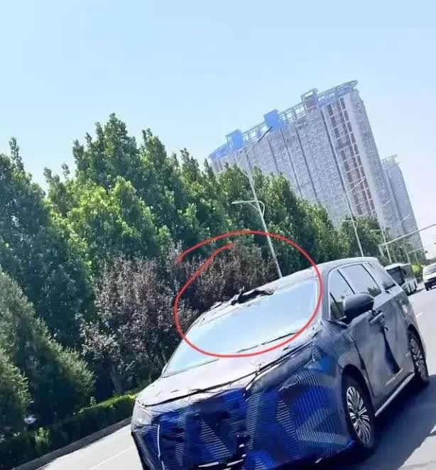 激光雷达？比亚迪夏？有网友说这是比亚迪夏激光雷达路试车，看外观还真像，要是真