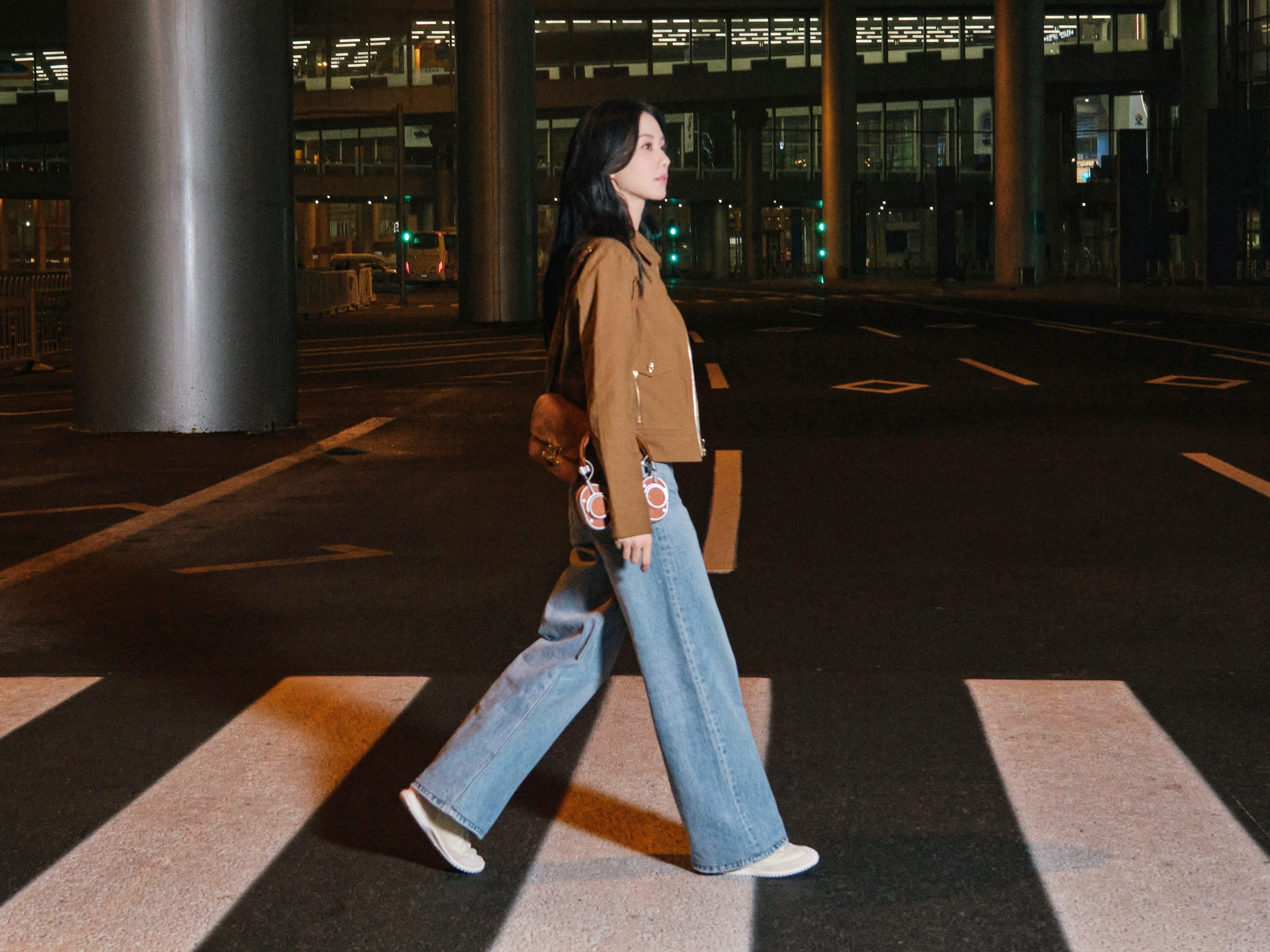 刘诗诗×CELINE26春季时装秀全球品牌大使启程巴黎，出发CELINE