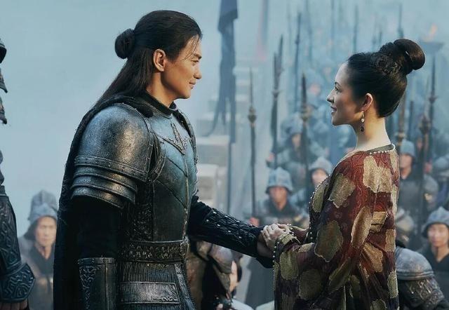 在东晋末年的乱世中，一个穷小子刘裕从底层爬上巅峰，取代司马皇室建立刘宋王朝。可就