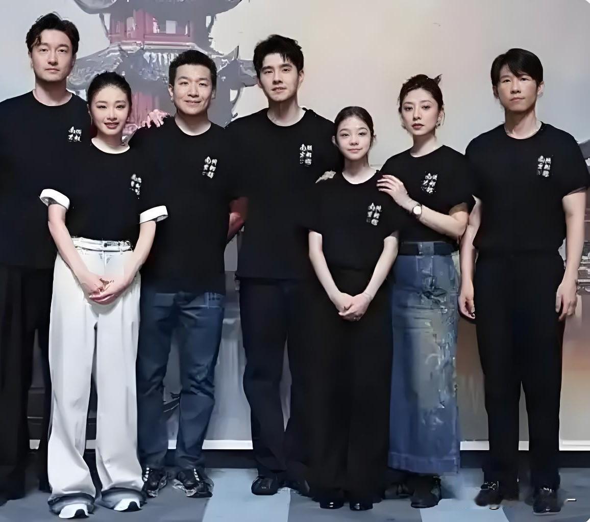 导演申奥，这回可真要高兴的睡不着了，就在刚结束的第二十届长春电影节颁奖典
