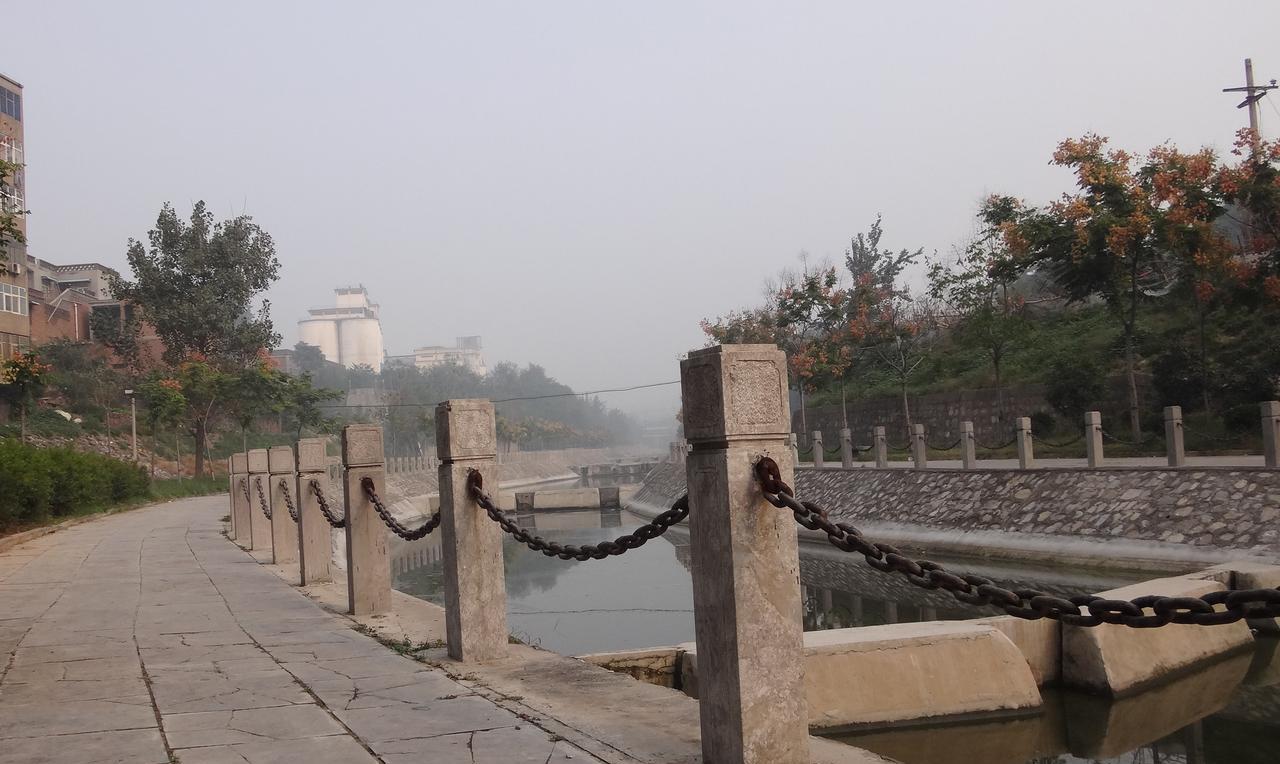 “又是喝酒惹的祸！”河南，20岁小伙和同事以及同事朋友喝完酒后，独自骑电动车回家