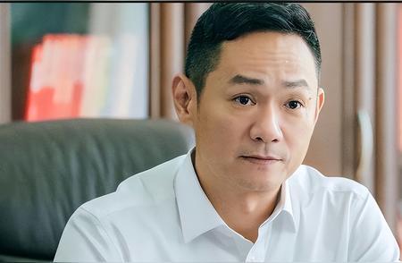 15年坚守！果靖霖对亡妻的爱那叫一个真！家人们，15年前果靖霖在爱妻葬礼上哭得