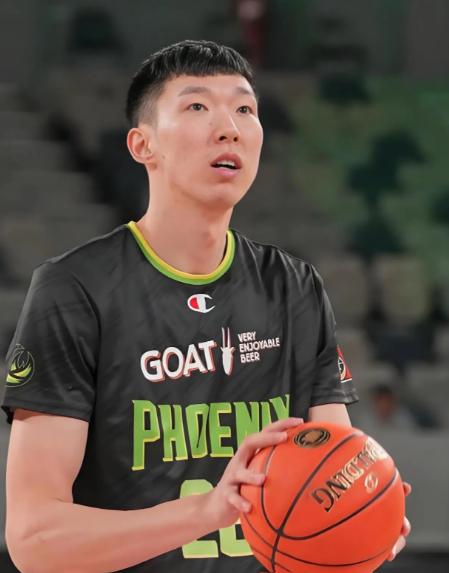 杜锋说得对！中国男篮连续输给韩国，和一位球员的回归密不可分。 周琦的高度和护