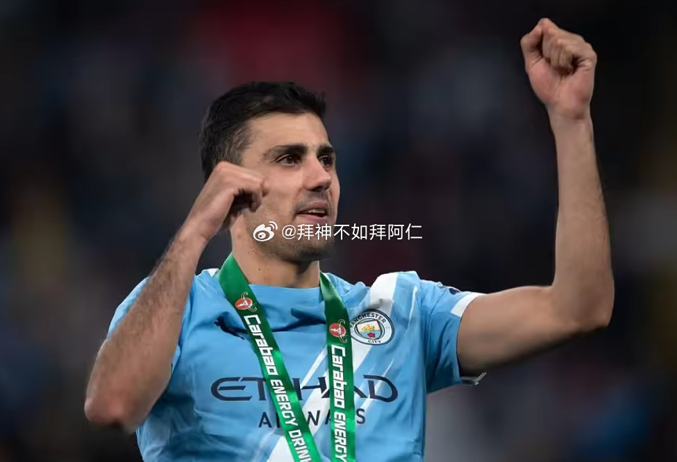 针对曼城中场罗德里表示希望回到西甲的采访，名记罗马诺进行了分析。此前罗德里接受采