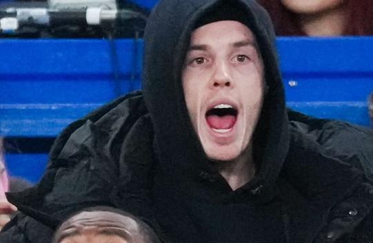 切尔西vs阿森纳帕尔默本周已经参与了切尔西的合练，他认为自己的脚趾伤病已经没问