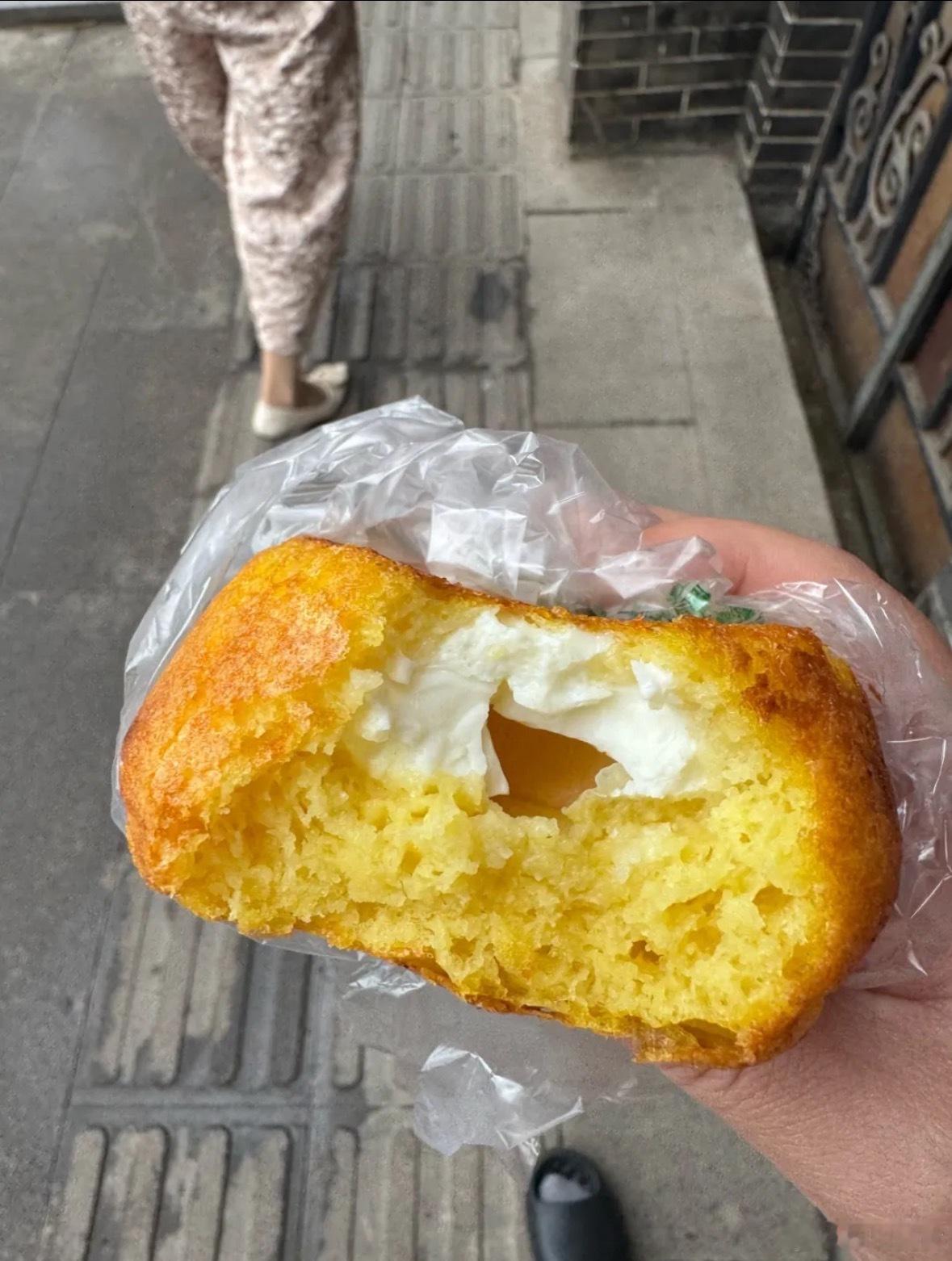 四川小县城凉山会理市会理有座活着的古城，可以逛逛钟鼓楼和明清老街，喜欢自然风光