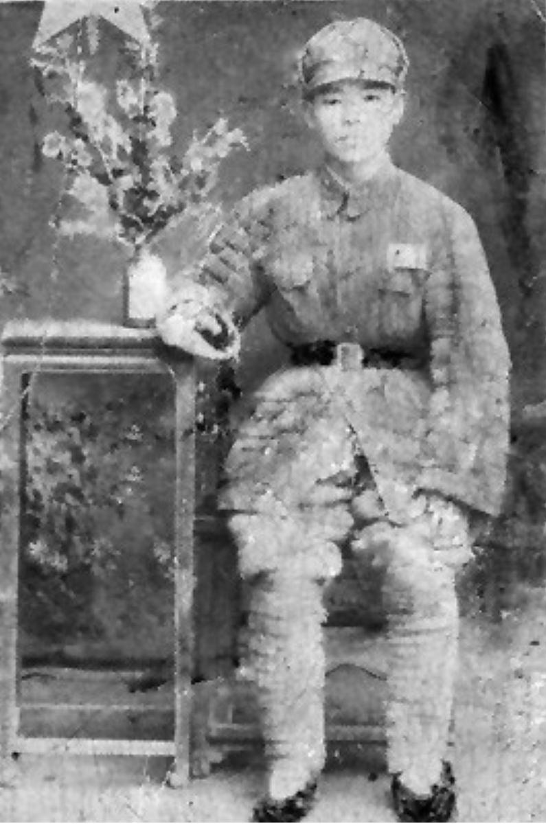 张加祥，山东高密人，1928年10月出生，1947年2月入党，3月参加中国人民解