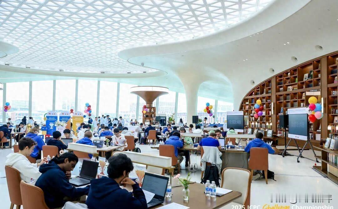 任正非对话顶尖程序员华为芯片制造特种部队首曝光任正非再发惊人之语：ICPC总