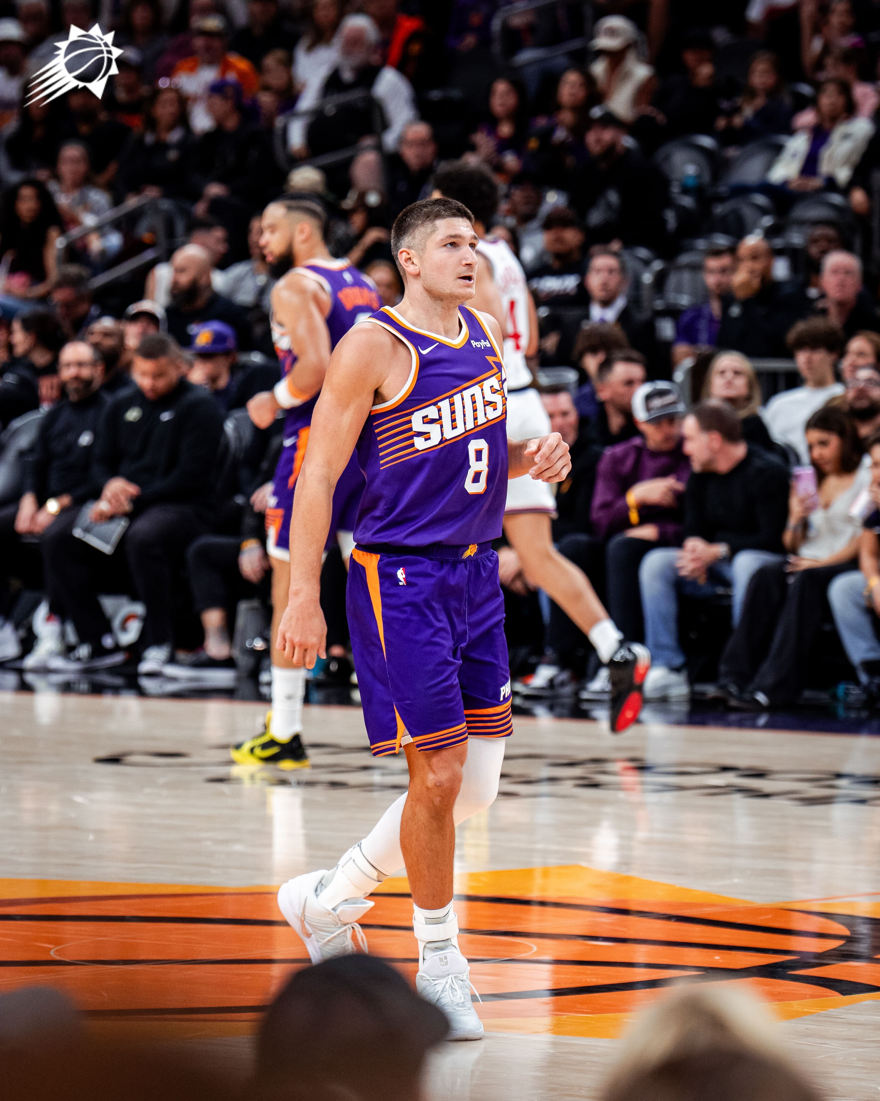 阿伦：15分｜5助攻｜2抢断马威：7分｜6篮板｜4助攻菲尼克斯太阳｜旭日东升