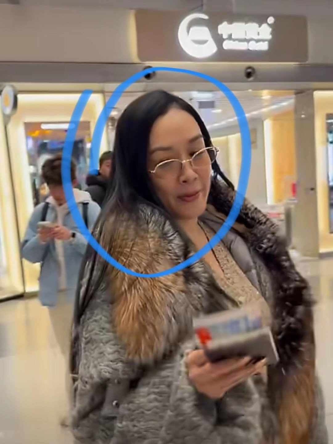 钟丽缇的穿搭，普通人真的很难模仿