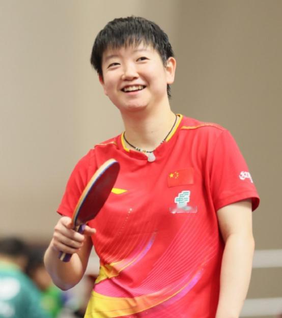 WTT澳门冠军赛真有意思，莎莎退赛后，他们让陈熠打开门红。蒯曼、大迪、同同，
