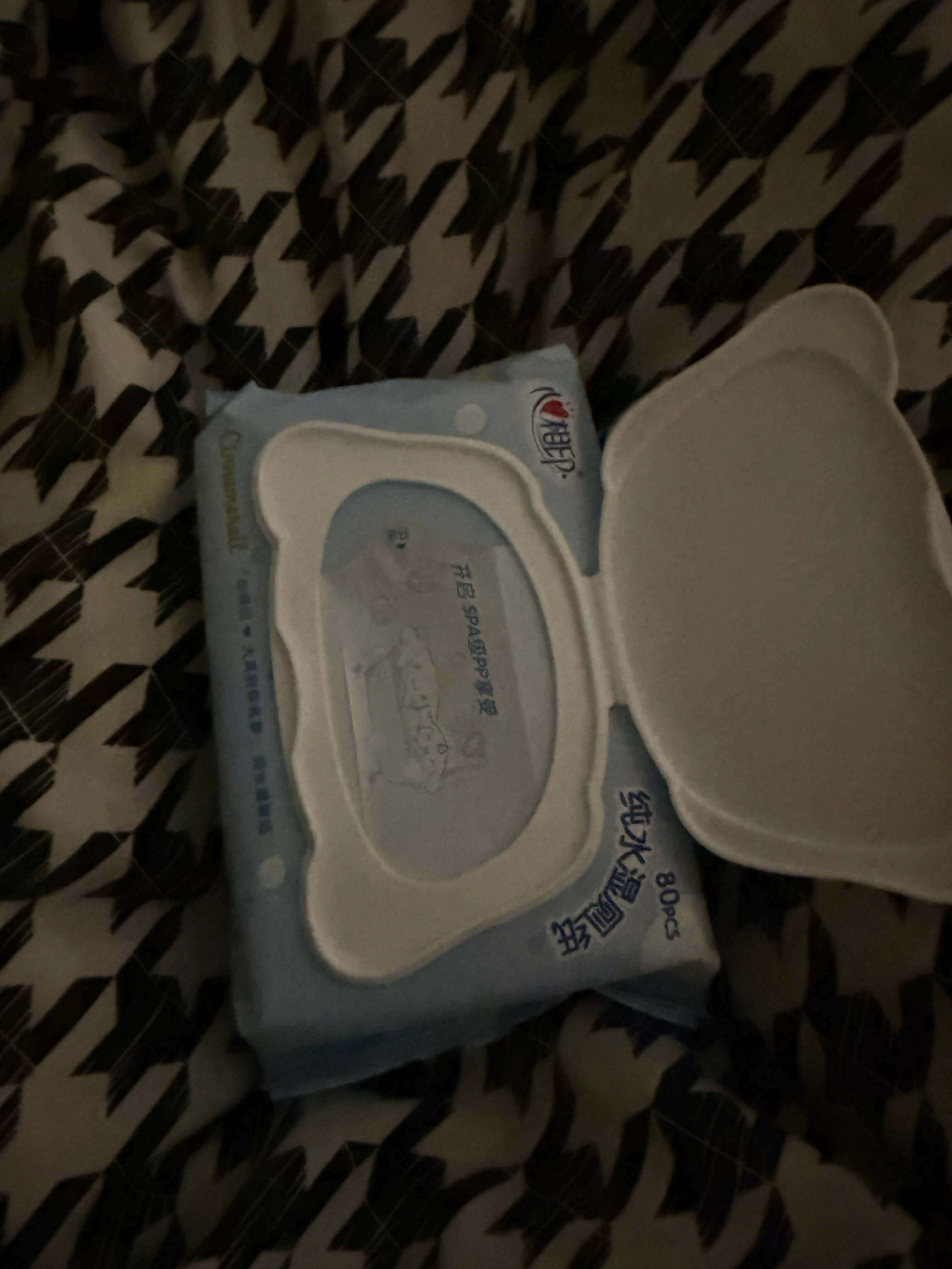 这个心相印的湿纸巾香味好好闻啊​​​