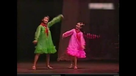 朝鲜少年舞蹈(上学路上 2009年演出)_土豆视频