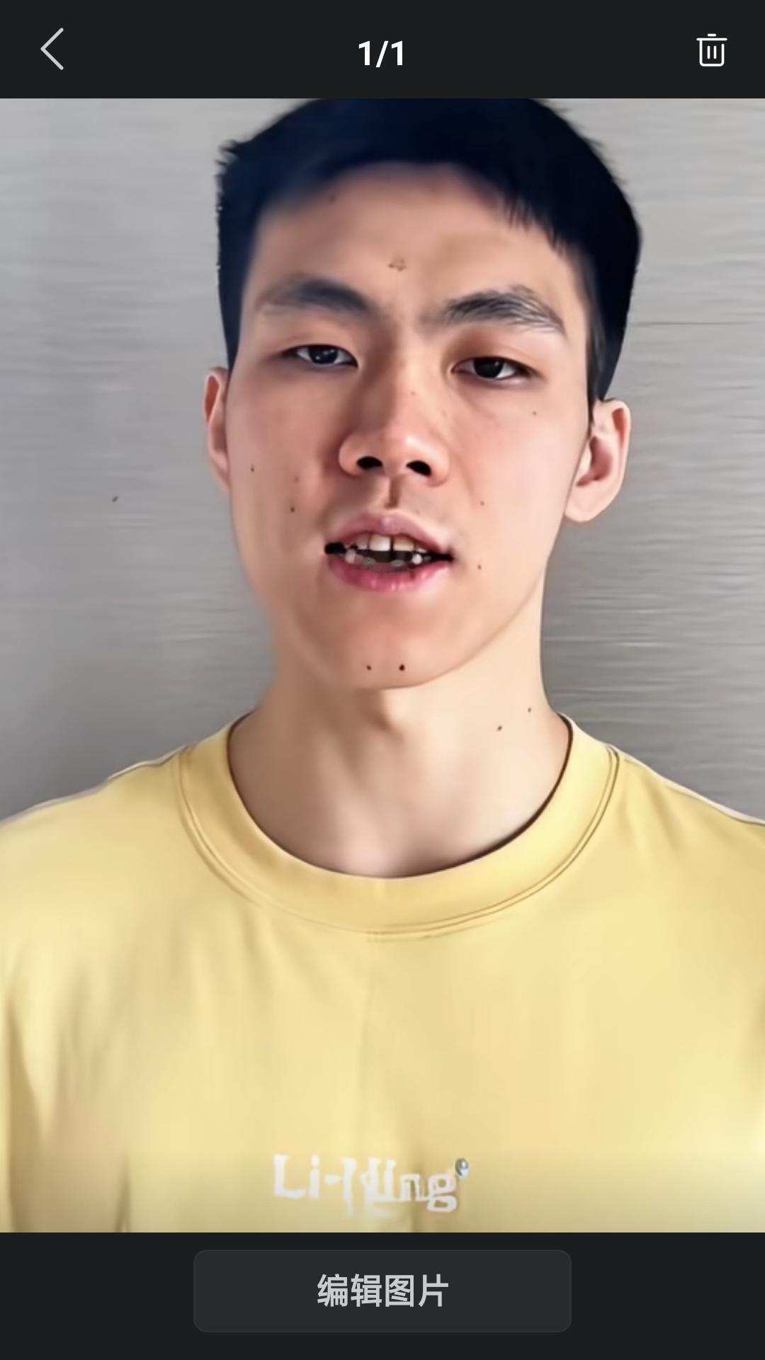 【昨天中国男篮后卫庞峥麟更新社媒，为家乡篮球赛代言。】庞峥麟说:各位家乡父老乡亲