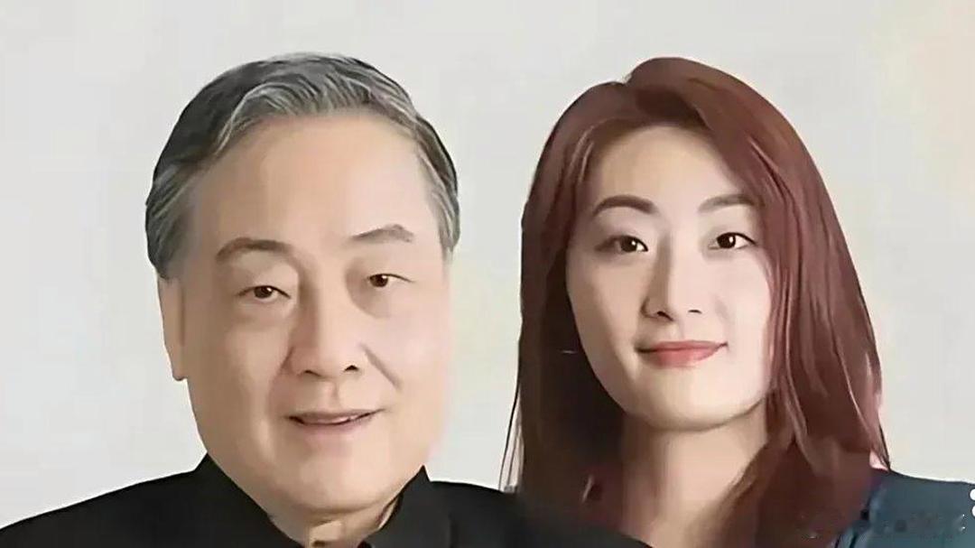 宗庆后的二房杜建英，可谓对宗老用情至深！大儿子都快30岁了，一直没名没份。直到宗