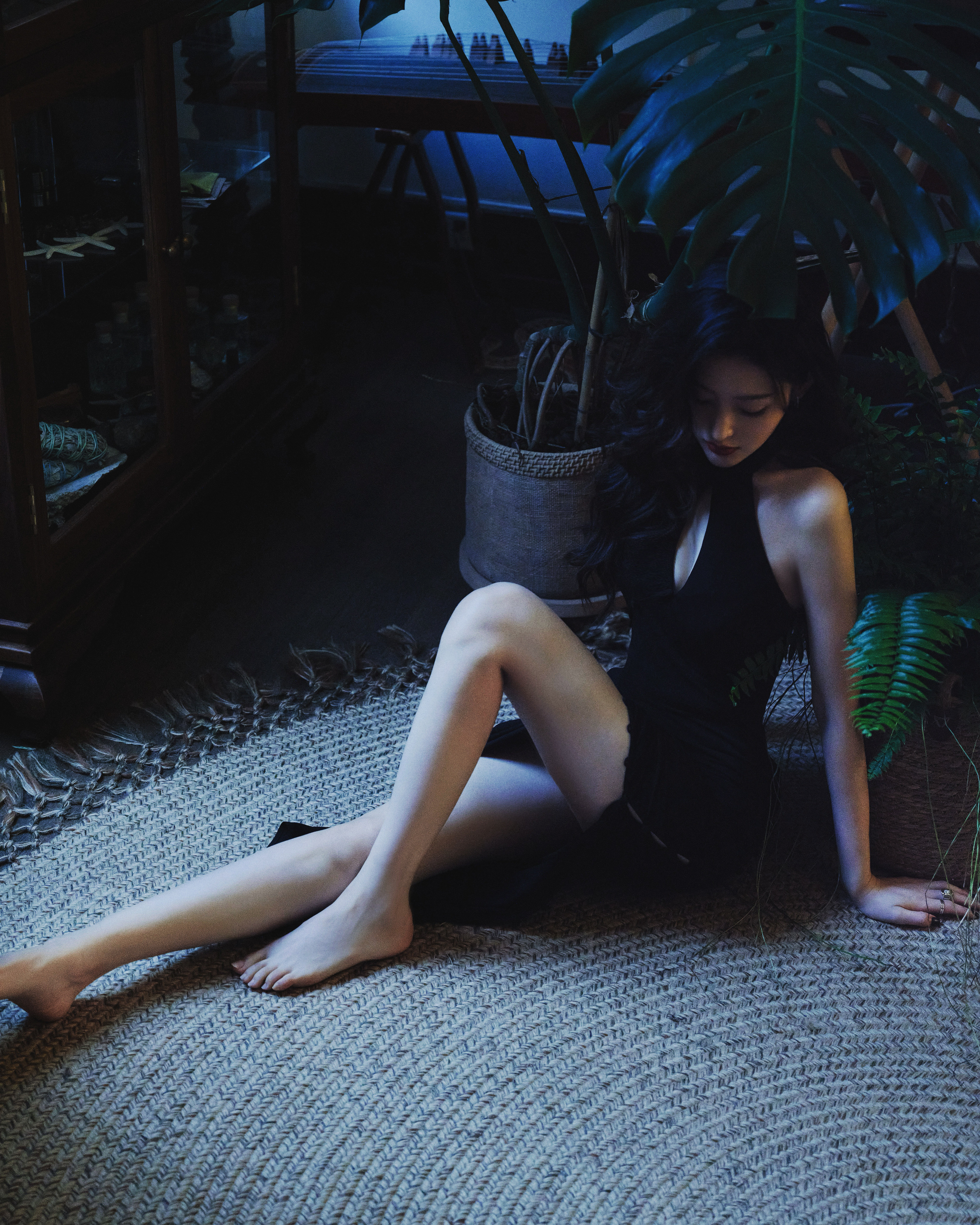 张天爱绝美玉足，脚脚好嫩啊