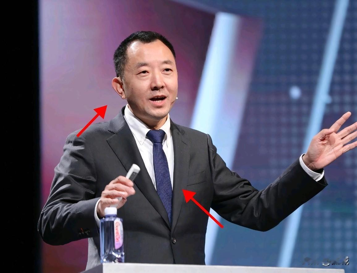 见过被全网骂“吃公益饭”，转头就被大佬砸150万年薪疯抢的人吗？陈行甲就是这么个