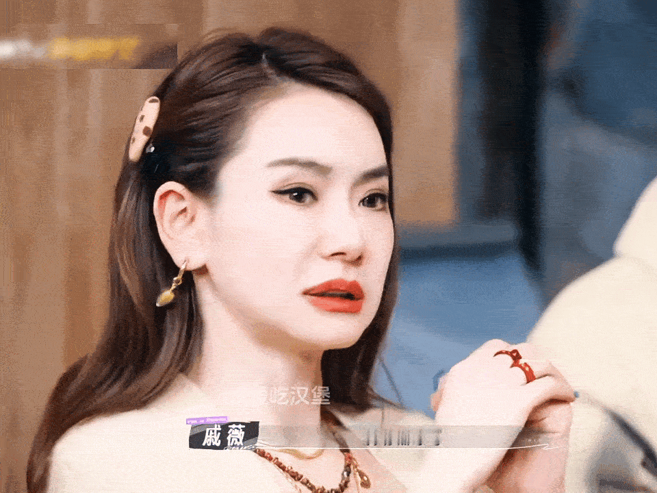 李承铉因为弟弟凶Lucky，所以说二胎家庭一定要平衡好这个关系，要一碗水端平[淡
