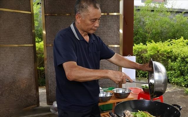 做饭，本是生活中最平常不过的事，但你知道吗，对于心脏不好的人，尤其是患有心衰的老