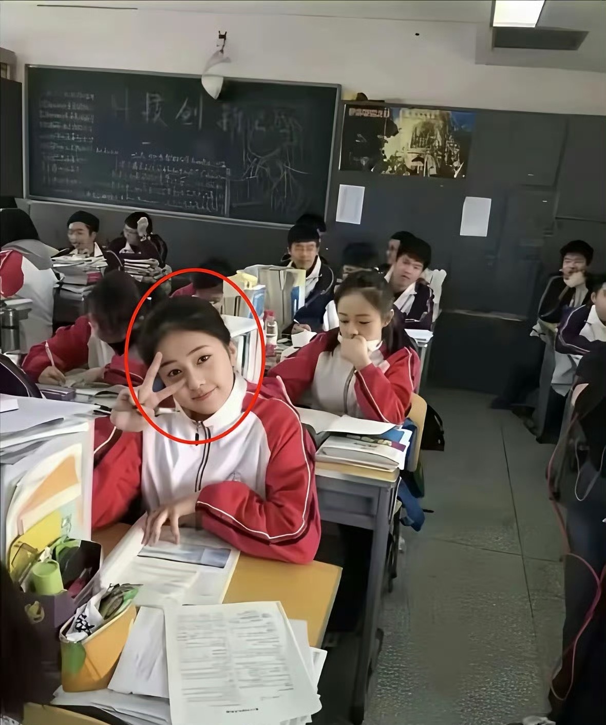 白鹿高中居然长这样？和现在完全一样嫩啊[害羞]​​​