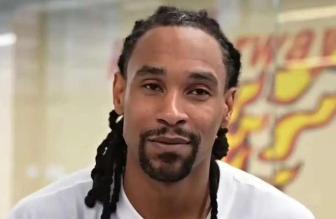 CBA打了这么多年，一个外援突然说：“我职业生涯遇到的最出色后卫，是徐杰。”不是