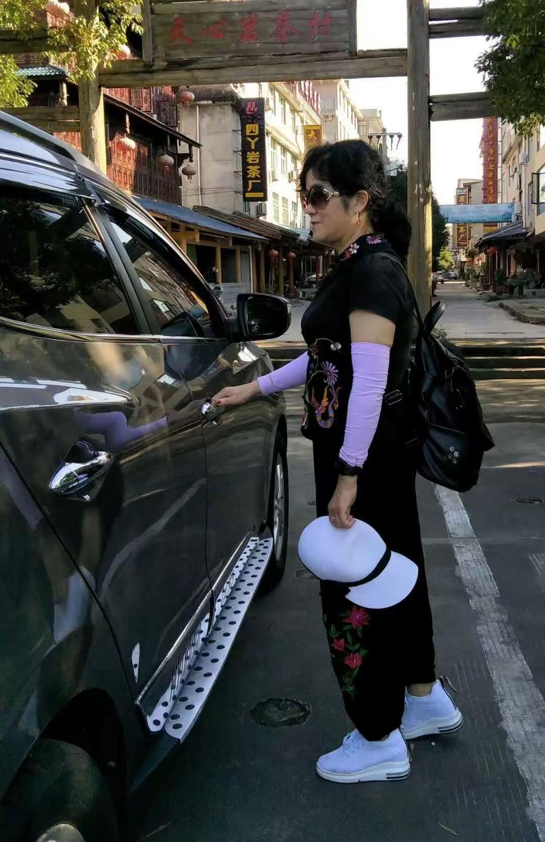 时尚女人<imgsrc=...