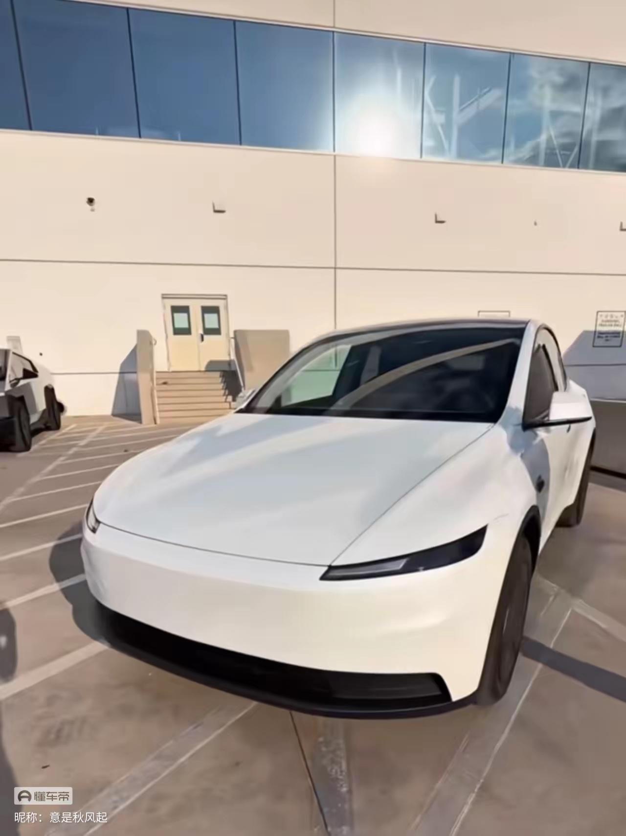 特斯拉毛豆Y现在就已经够减配了，还想再出一个廉价版，说实话这个事情有点那种没活硬