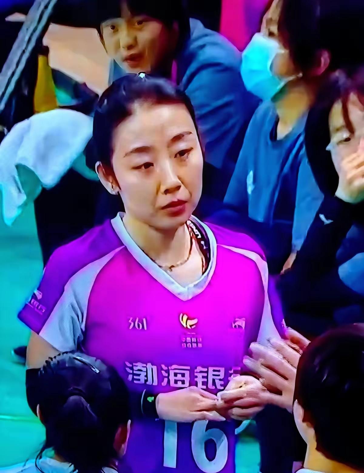 网友仅凭短视频随意否定姚迪留洋实力实在离谱，34岁姚迪正式签约意甲豪门科内利亚诺