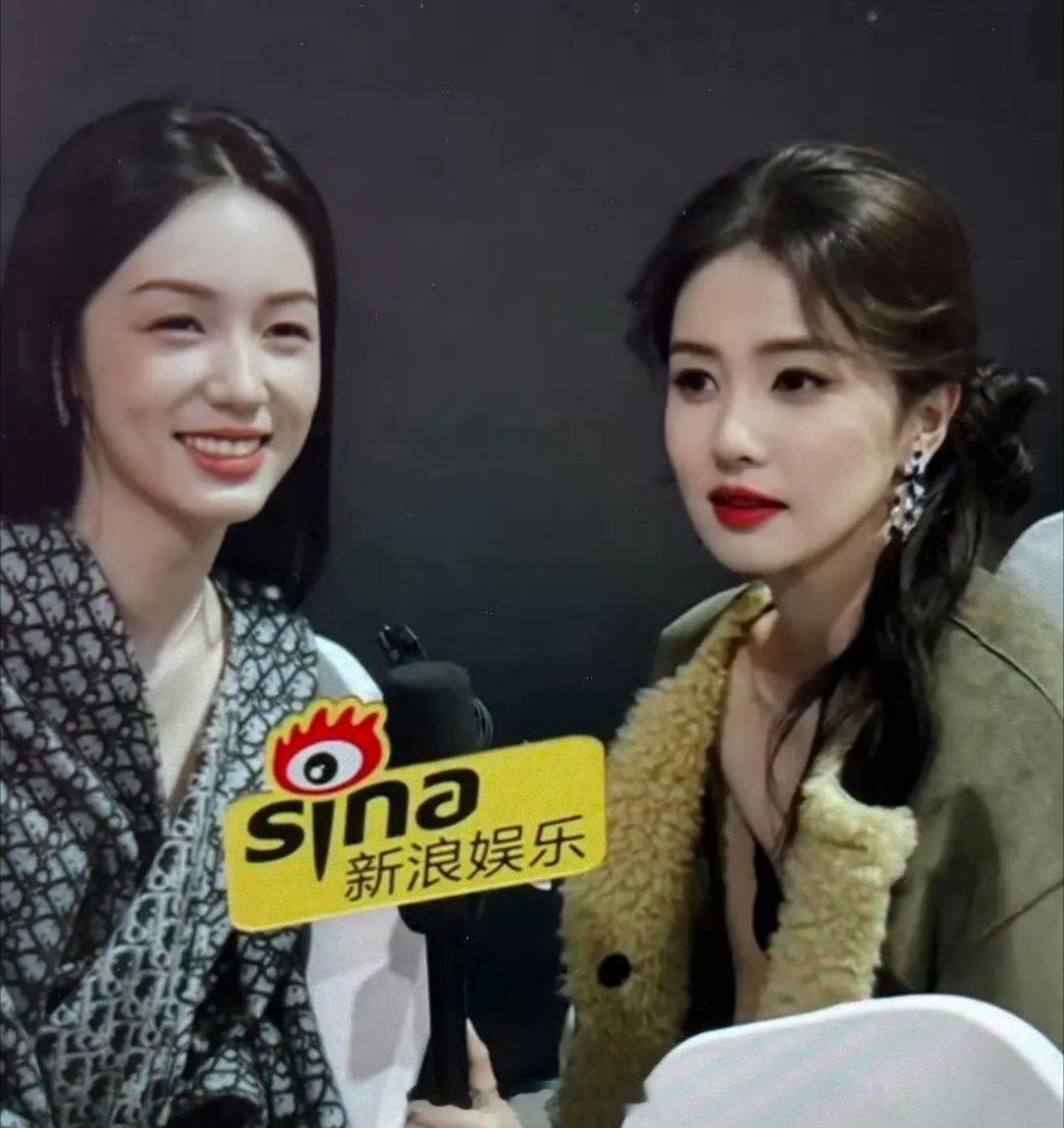浓颜的好处就是明艳，大会活动还是要化浓妆的​​​