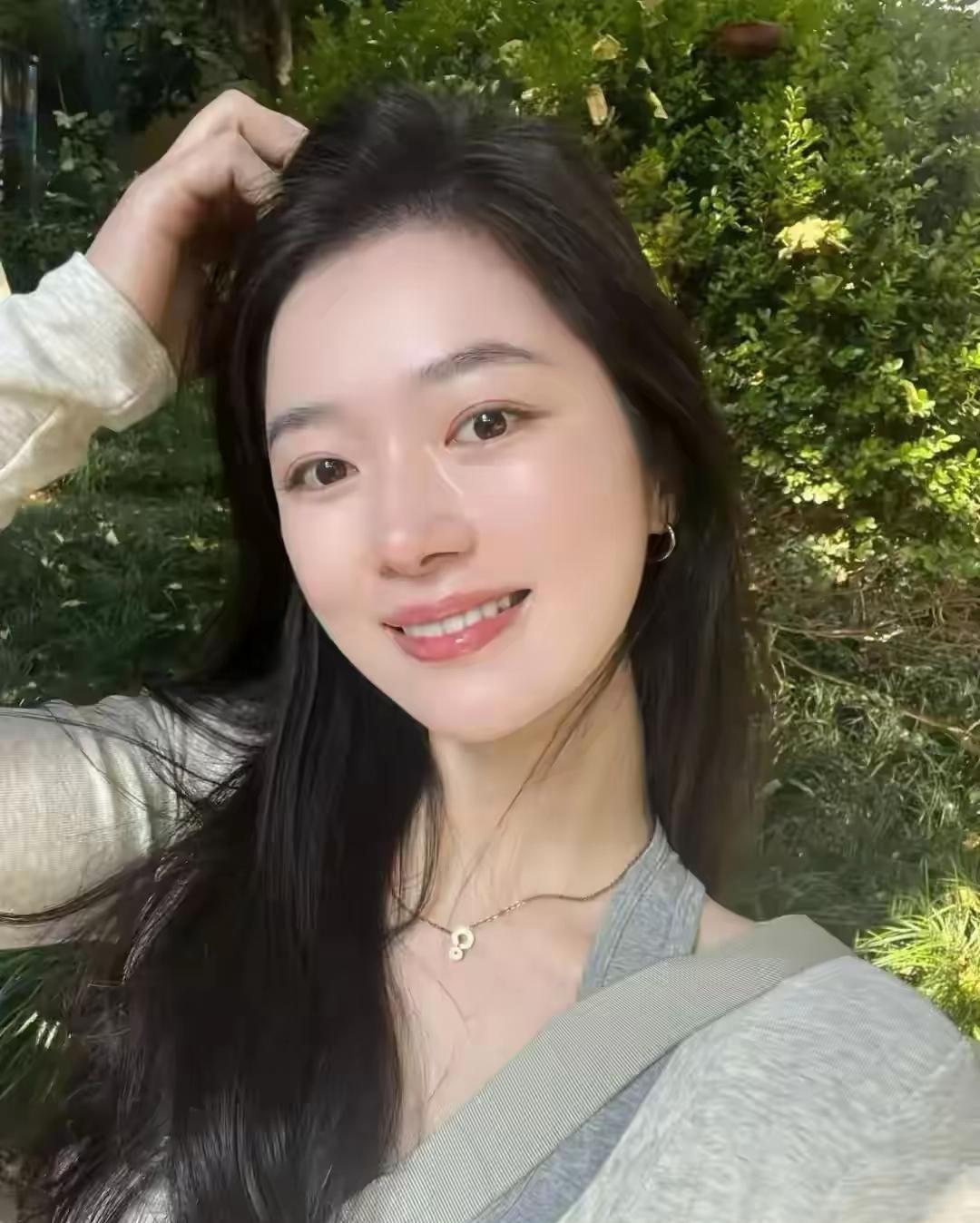 不跟风，只做自己；不刻意，只求舒适。