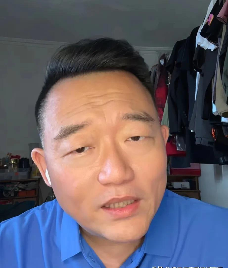 郑好当众喊出“侯二”，火药味炸了场子。八十岁的人了，还揪着爹的名头不放。相声